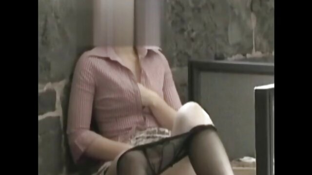 GirlfriendsFilms film massage erotique gratuit Cheerleading Coach éjacule la chatte pour l'été