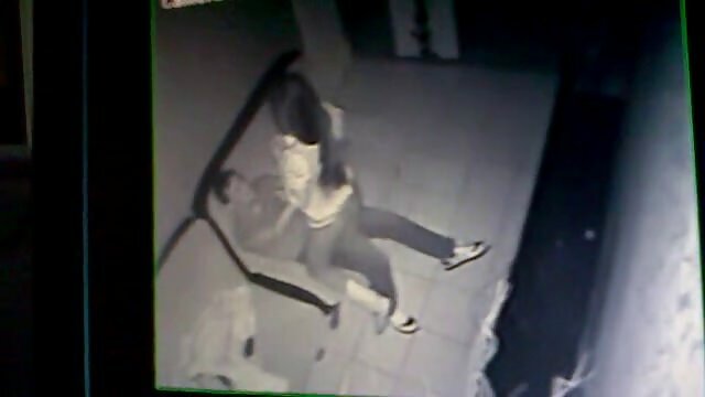 Japonais salope video sensuelle erotique de bureau obtient sa chatte poilue jouée et baisée