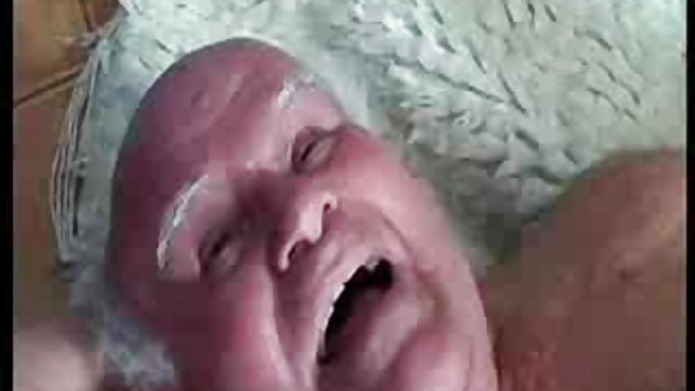 Squirter mignon film érotique vintage ado préféré